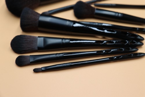 10Pcs Professional Vegan Wholesale Custom Logo Makeup Brush Manufacturer Luxury Label Black Makeup Brushes
