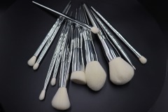 Factory latest design full body technology sense metal silver handle 11pcsmakeup brush set