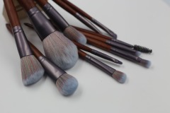 M1111 Rainbow Hair Silver Tube Dark Log Handle Feels Good Lightweight Makeup Brush Set