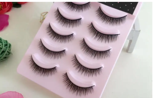 False eyelashes, multiple styles, length can be customized