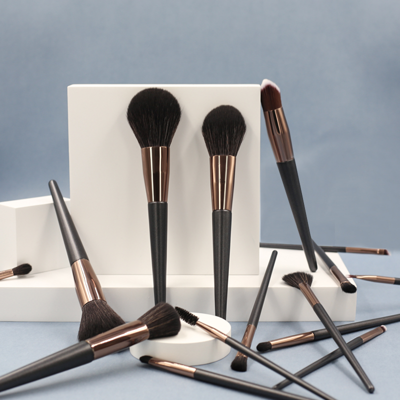 What methods can increase the sales performance of your makeup brushes