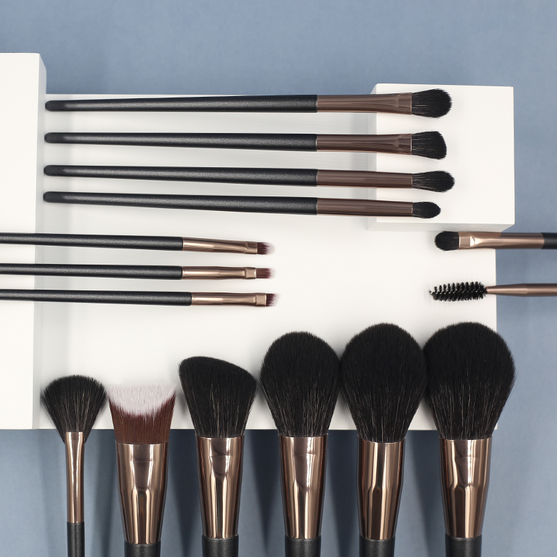 M1502 15pcs black makeup brush set stippling brush