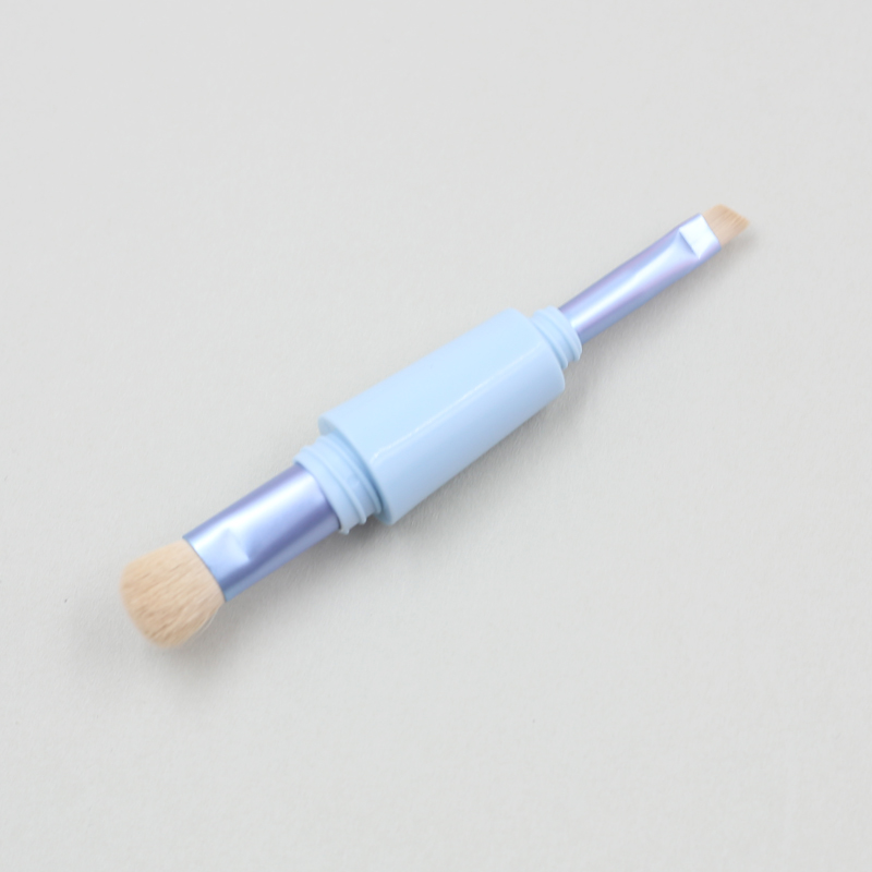 Four-in-one multi-function makeup brush portable makeup brush can change color