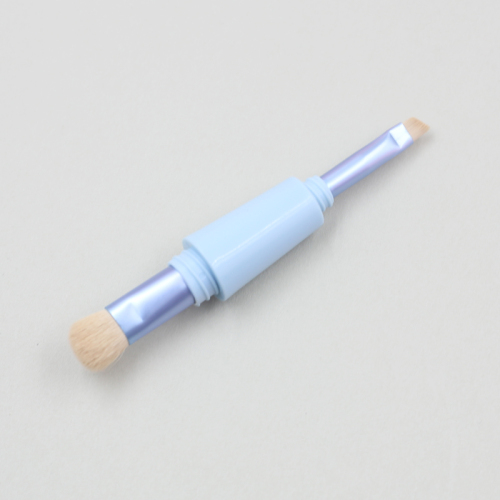 Four-in-one multi-function makeup brush portable makeup brush can change color