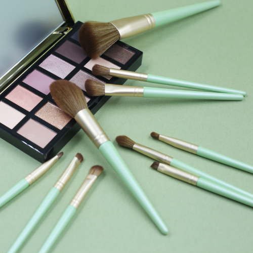 M1020 Maldives Green Grass Green Thin Handle Makeup Brush