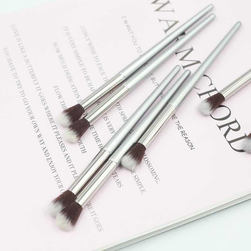 ME006 Best Selling Medium Eyeshadow Smudger Brush