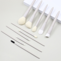 M1114 Factory custom skin-friendly gray hairy white handle make-up brush set