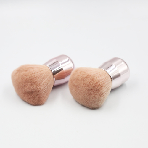 2023 best-selling short lavender dispersion powder makeup brush custom