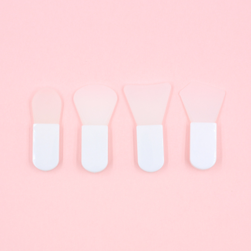 Multiple Shapes White Short Mini Silicone Spatula Brush Cosmetic Brush For Skin Care Cream Liquid Foundation