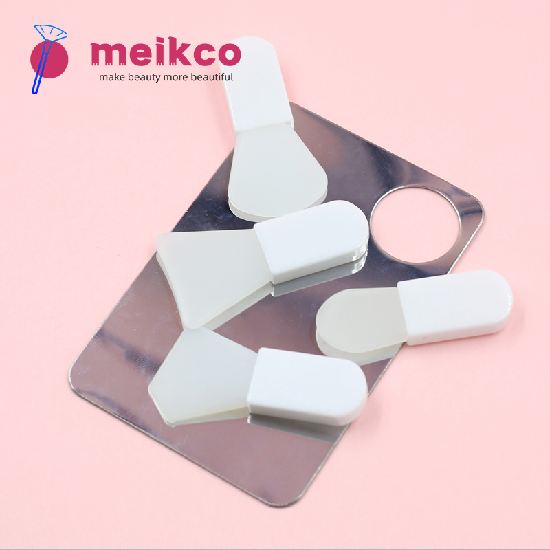 Multiple Shapes White Short Mini Silicone Spatula Brush Cosmetic Brush For Skin Care Cream Liquid Foundation