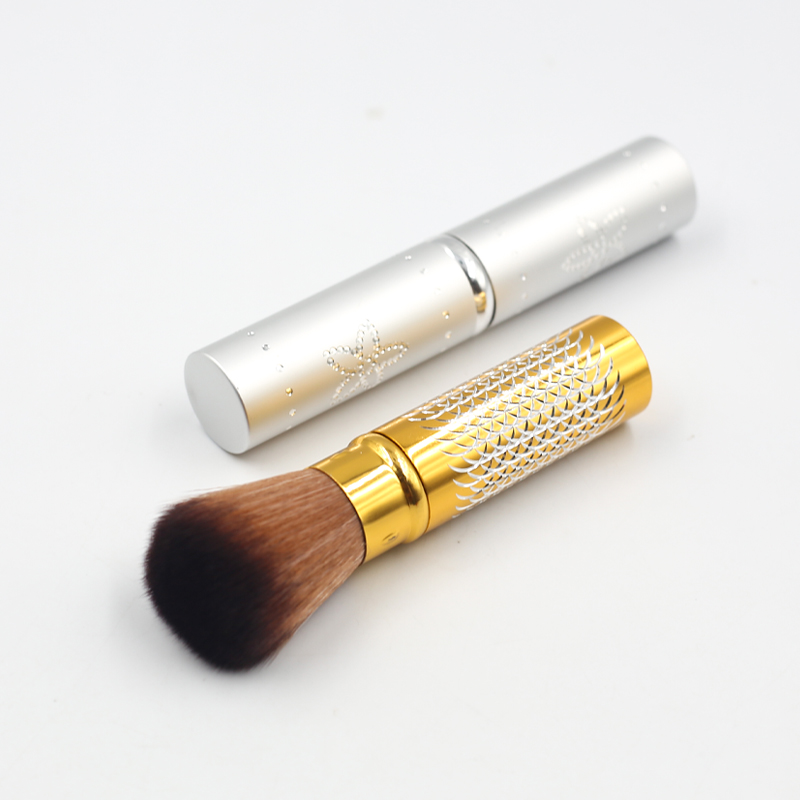 Multi-colored Private Label Personal Makeup Tools Travel Pocket Brush Blush Brush Retractable BB Cream brush