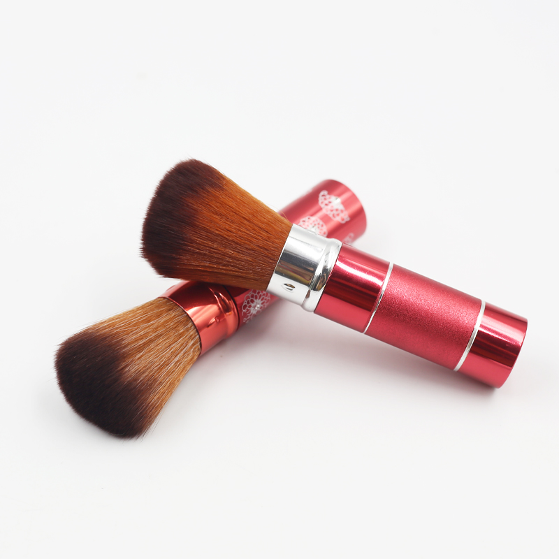 Multi-colored Private Label Personal Makeup Tools Travel Pocket Brush Blush Brush Retractable BB Cream brush
