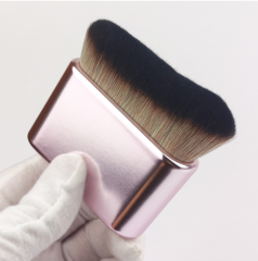 Wholesale high quality curved bristles Rose Gold Pink black white glossy matte wooden handle easy to carry mask brush Skincare brush