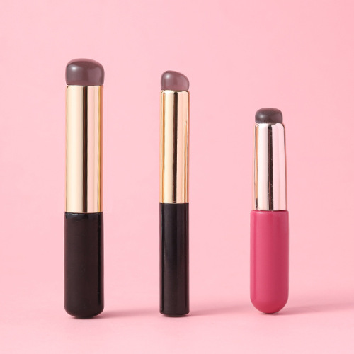 Silicone soft lip brushes of different sizes can be customized with materials and logo printing