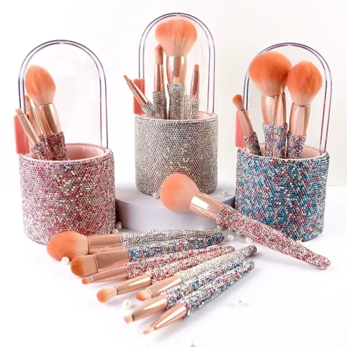 8-piece makeup brush set with shiny diamond craftsmanship