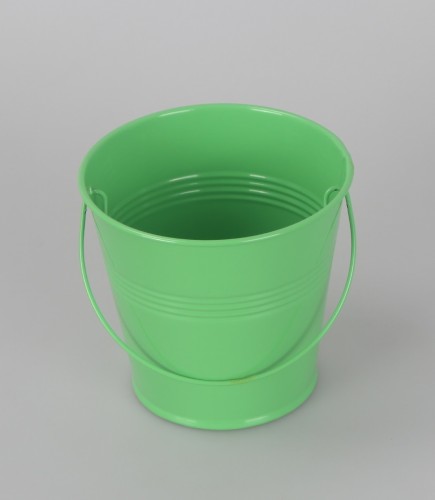 BUCKET