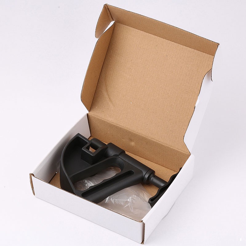 Tire Bead Retainer