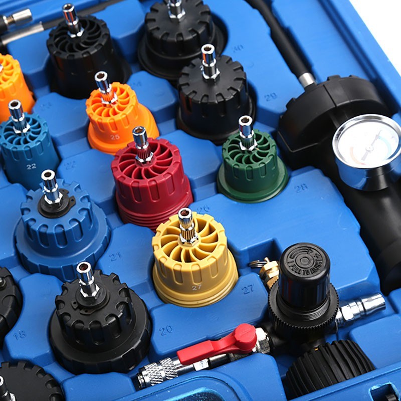 Winmax/33 Piece Radiator and Cap Pressure Test Kit