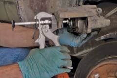 Brake Piston Resetting Tool For Floating Calipers