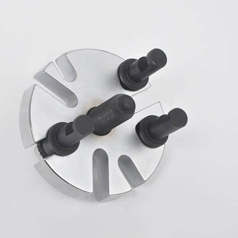 Universal Pulley Puller