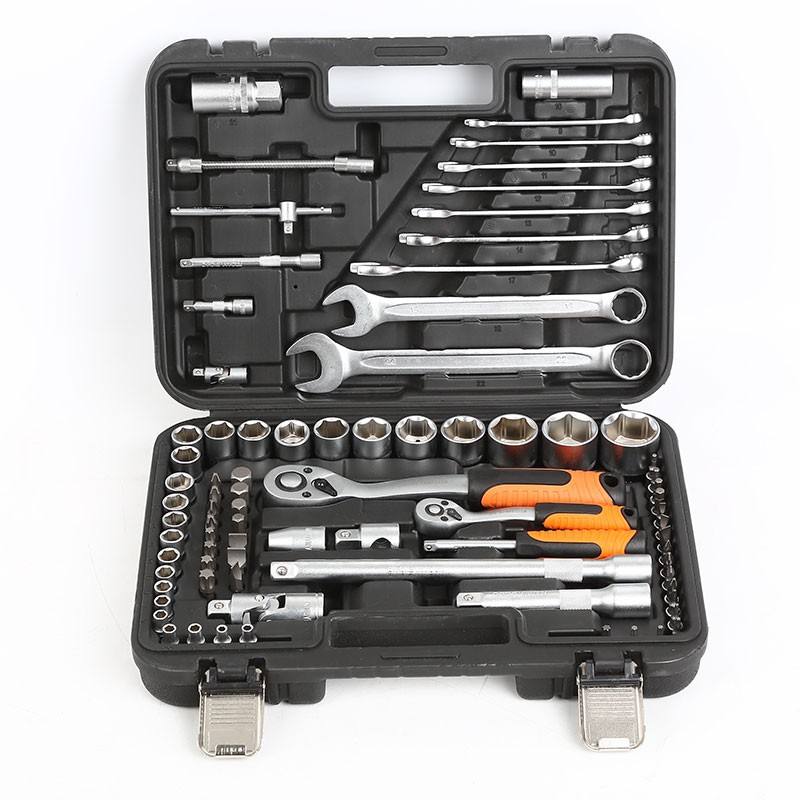 82pcs 1/4" & 1/2" Dr. Socket Set