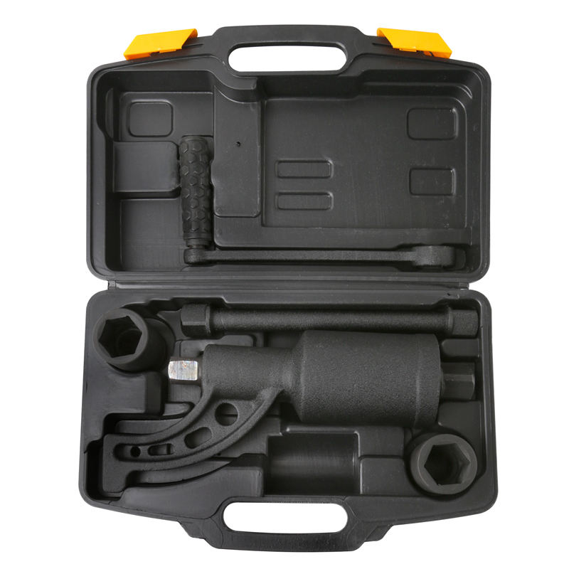 Heavy Duty Manual Torque Tire Wrench with 32MM,33MM Crv Sockets