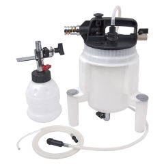 Pneumatic Brake Fluid Extractor &amp; Refilled Bottle