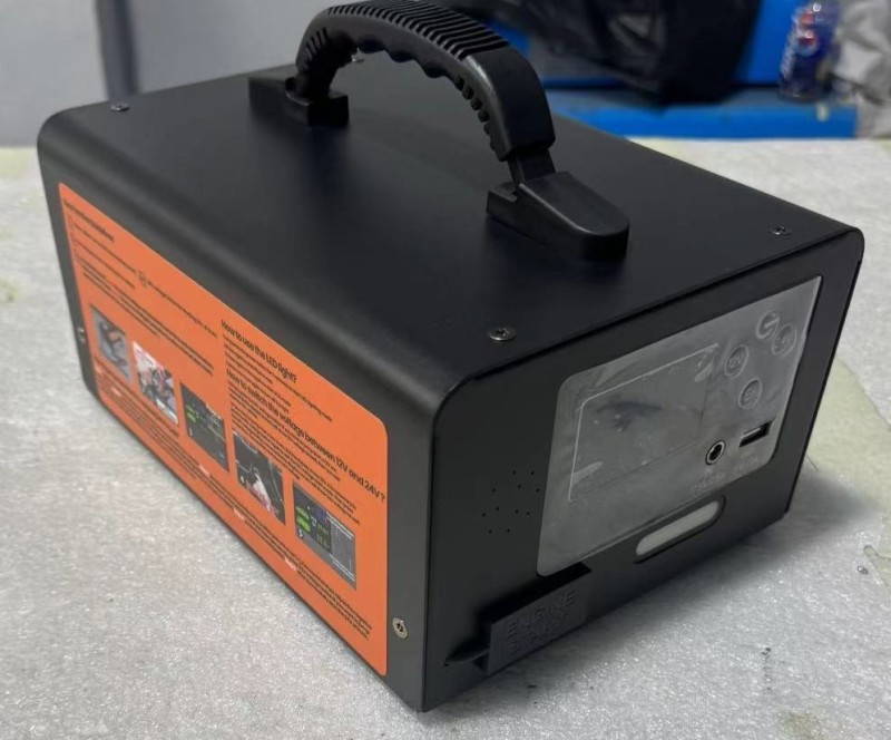 Emergency Truck Multifunction 12V 24V truck Jump Starter Battery Booster Power Bank for Car and Truck