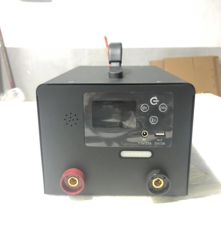 Emergency Truck Multifunction 12V 24V truck Jump Starter Battery Booster Power Bank for Car and Truck