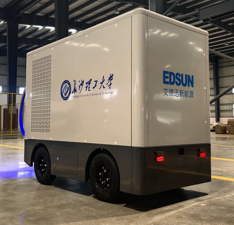 High-power 90kwh Autonomous Driving Energy Storage Charging Robot Mobile Dc 80kw Ev Charging Station