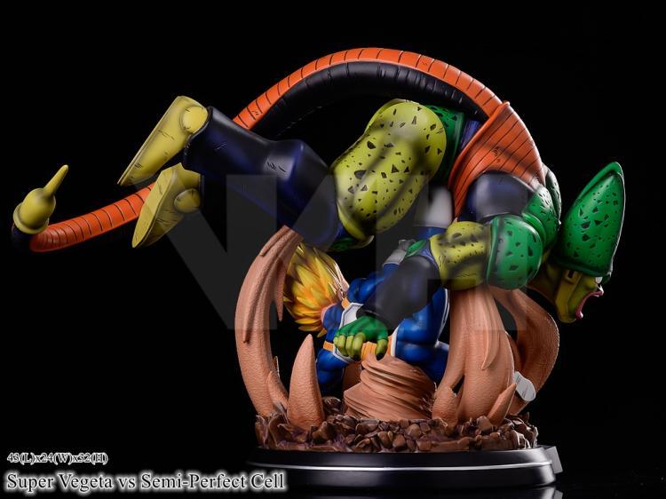 IN-STOCK  MRC Studios  Vegeta VS Cell  statue