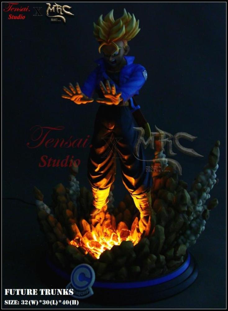 IN-STOCK  MRC Studios  Trunks statue