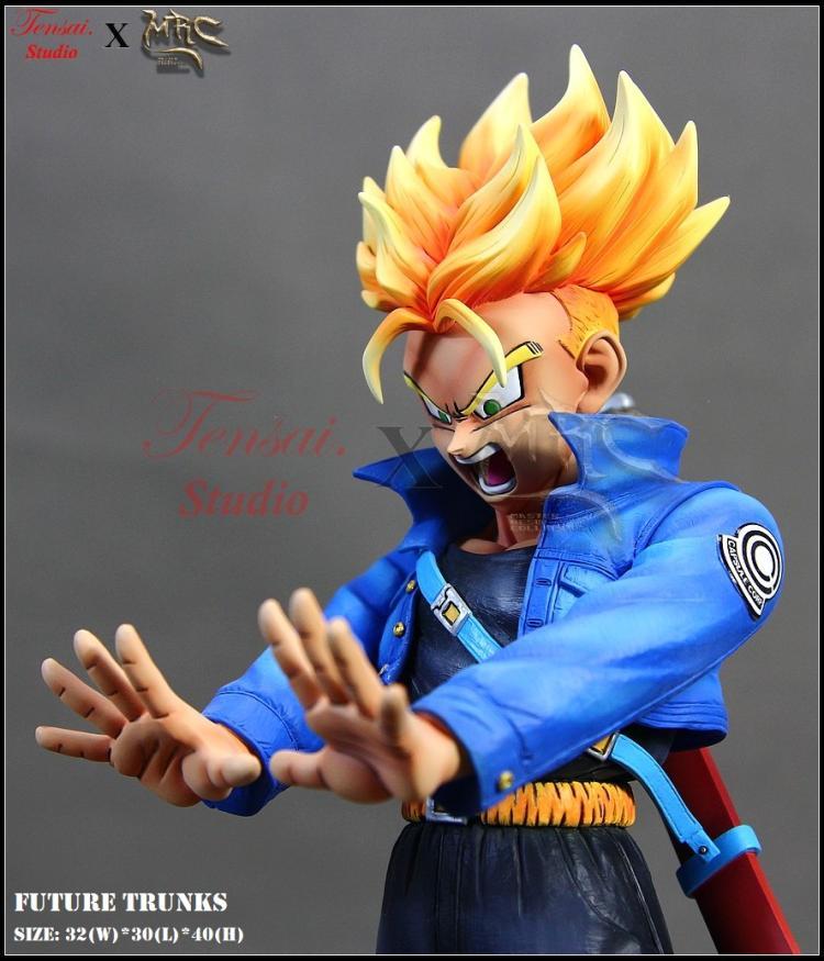 IN-STOCK  MRC Studios  Trunks statue