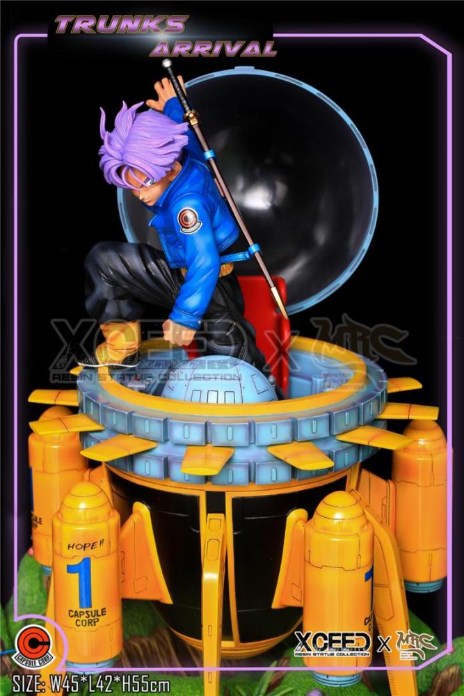 IN-STOCK  MRC Studios  Trunks statue