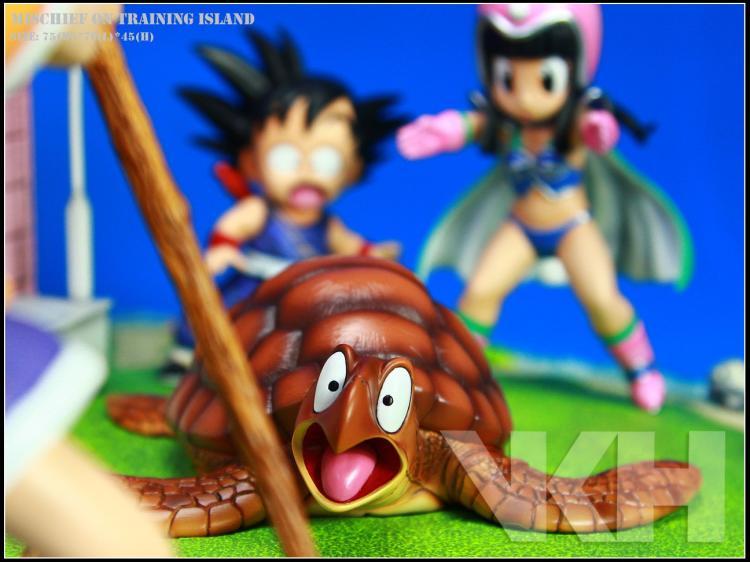 IN-STOCK  MRC Studios  kame house  statue