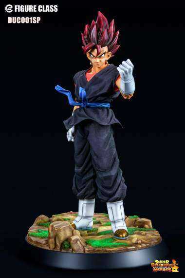 IN-STOCK  Figure class  Vegetto  statue