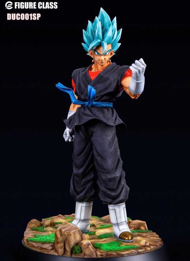 IN-STOCK  Figure class  Vegetto  statue