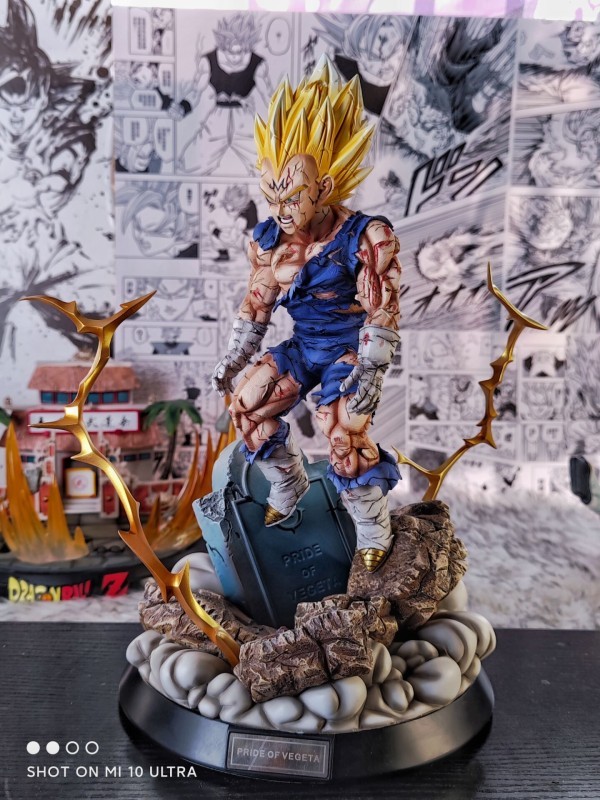 IN-STOCK  Figure class  Vegeta  1/6 statue