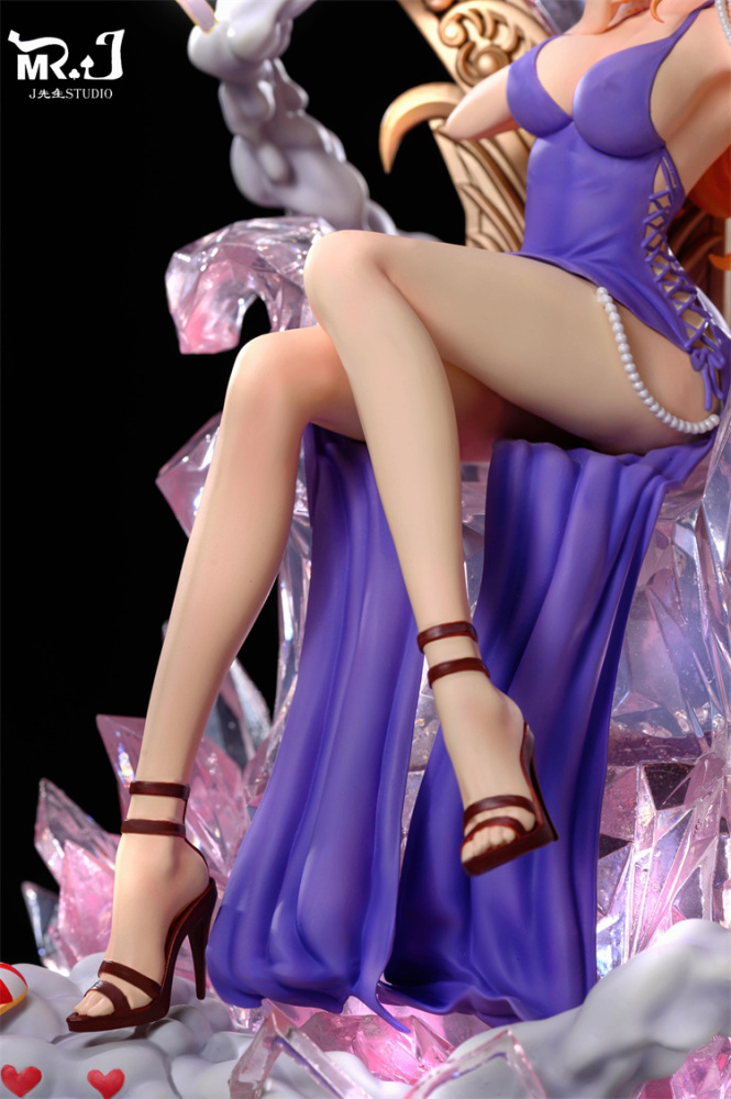 IN-STOCK  MRJ Studio ONE PIECE Nami