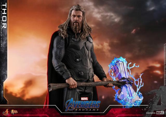 IN-STOCK  Hot Toys STUDIO MARVEL Thor Odinson with LED MMS557