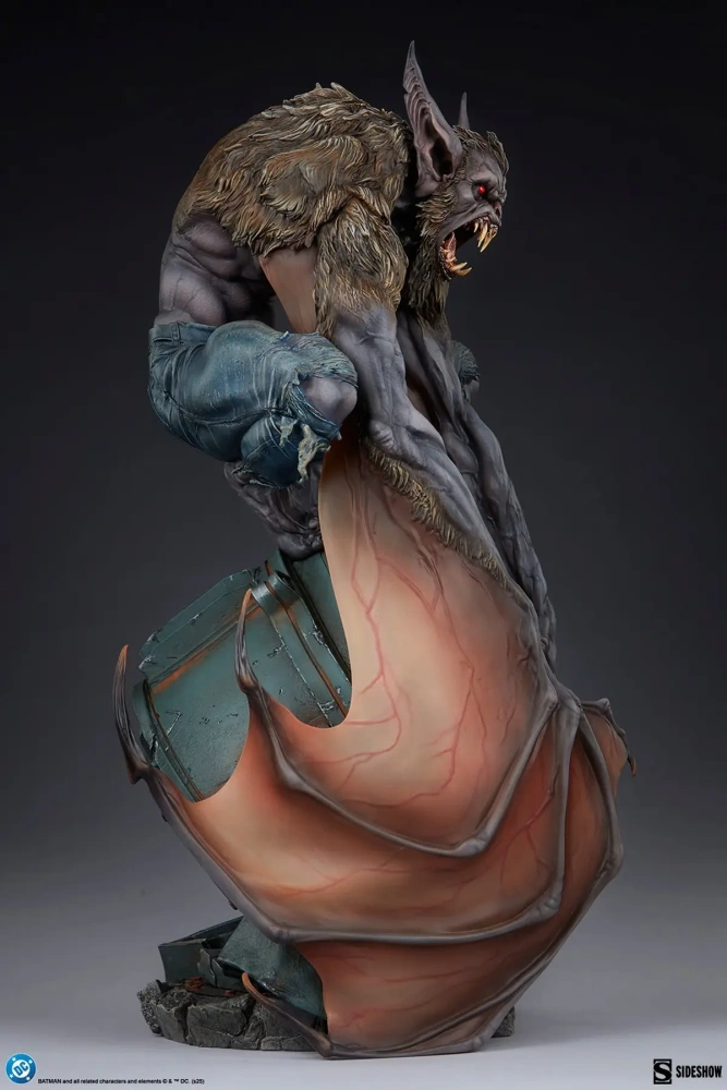 【PRE-ORDER】Sideshow Collectibles - Man-Bat Premium Format Figure 300915