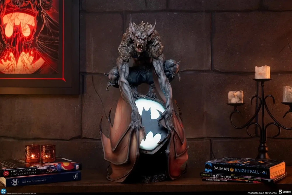 【PRE-ORDER】Sideshow Collectibles - Man-Bat Premium Format Figure 300915