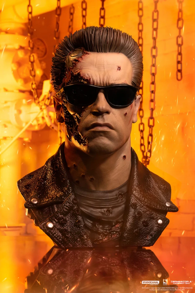 【PRE-ORDER】Terminator 2 T-800 Model 101 Battle Damaged Art Mask Exclusive Edition