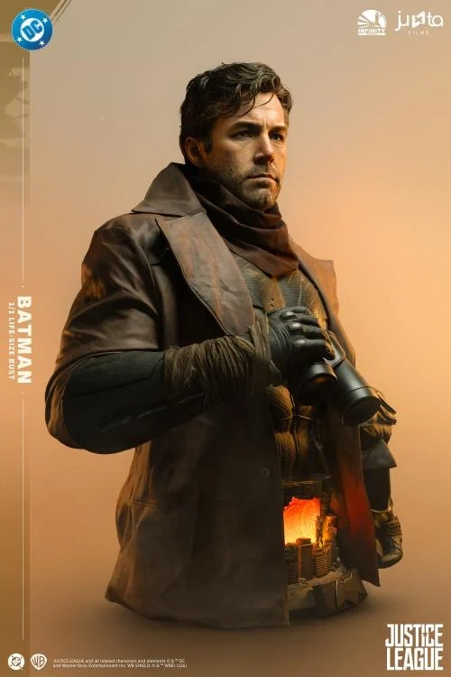 【PRE-ORDER】Zach Snyder's Justice League Knightmare Batman 1/1 Limited Edition Bust