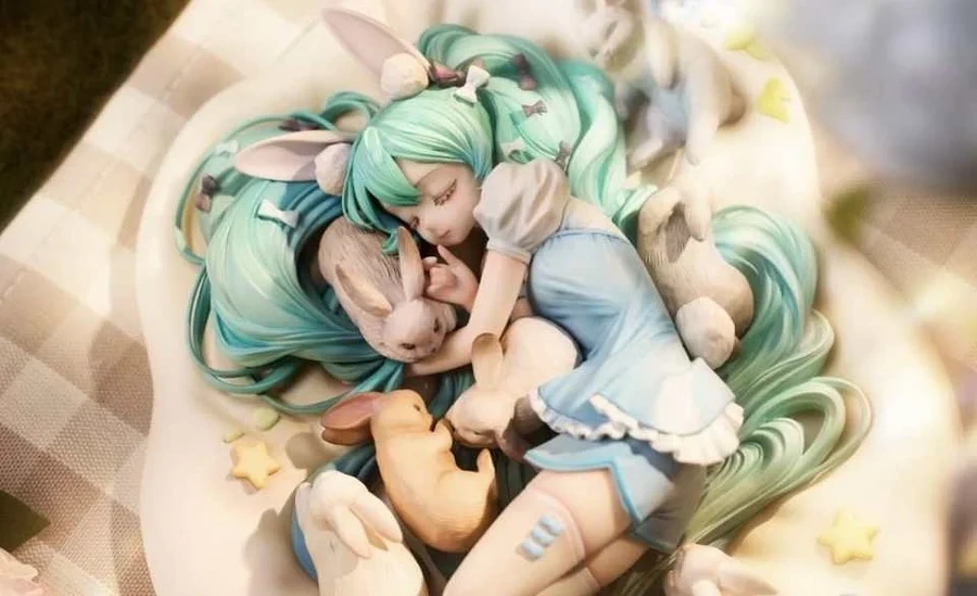 【PRE-ORDER】Liang Chan Studio - Sleeping Rabbit Hatsune Miku 1/6