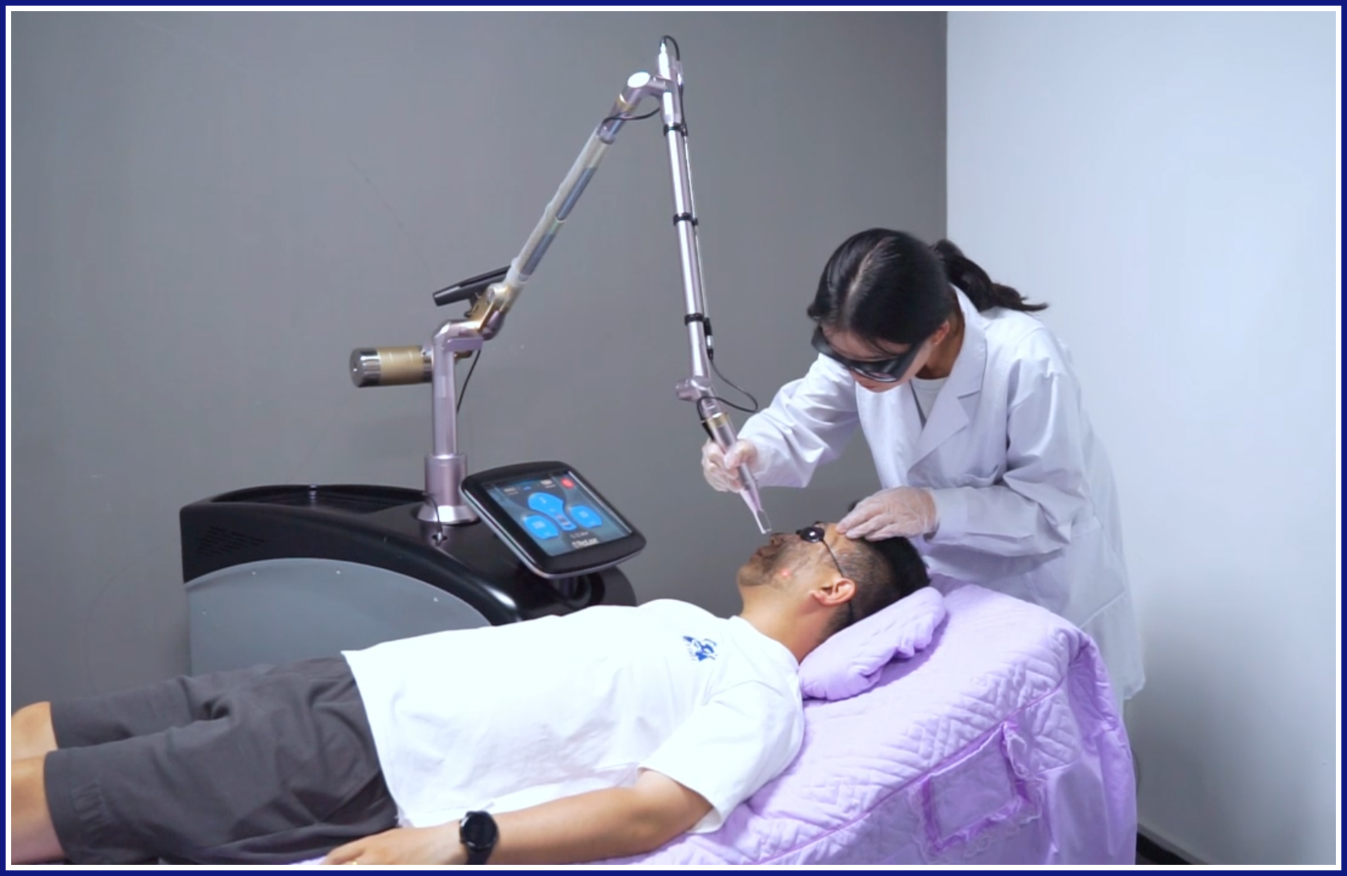Experience the Transformative Power of our Picosecond Machine Facial Test