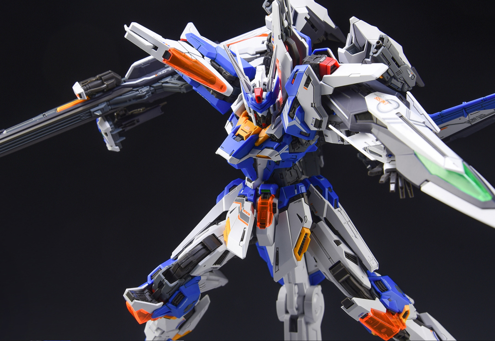 GENESIS Infinite Dimension 1/100 MG Tactical Unit Commander Aircraft X.U.A 000