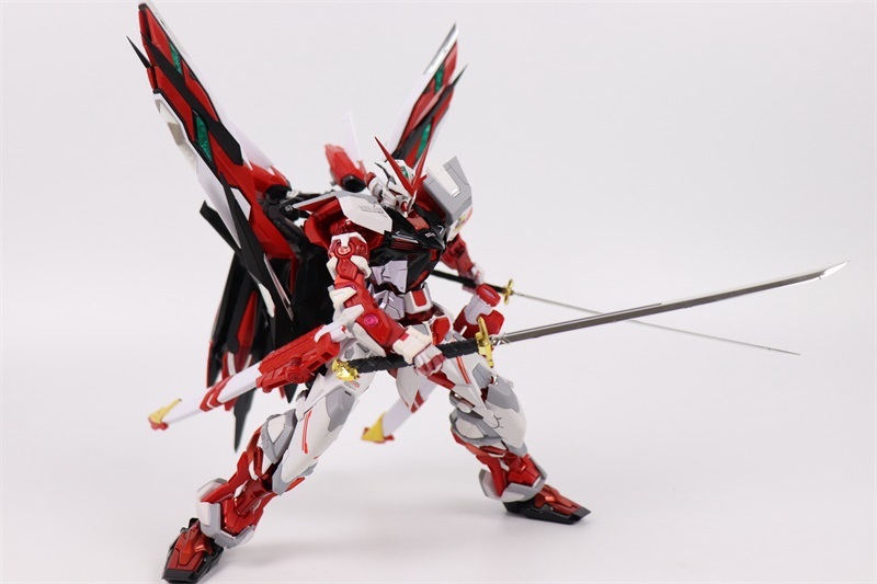 DABAN 8812 Astray Red Frame Kai 1/100 MG MBF-P02Kai SEED Astray Gundam