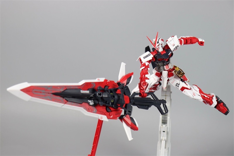 DABAN 6601 Gundam Astray Red Frame Kai 1/100 MG MBF-P02Kai Gundam