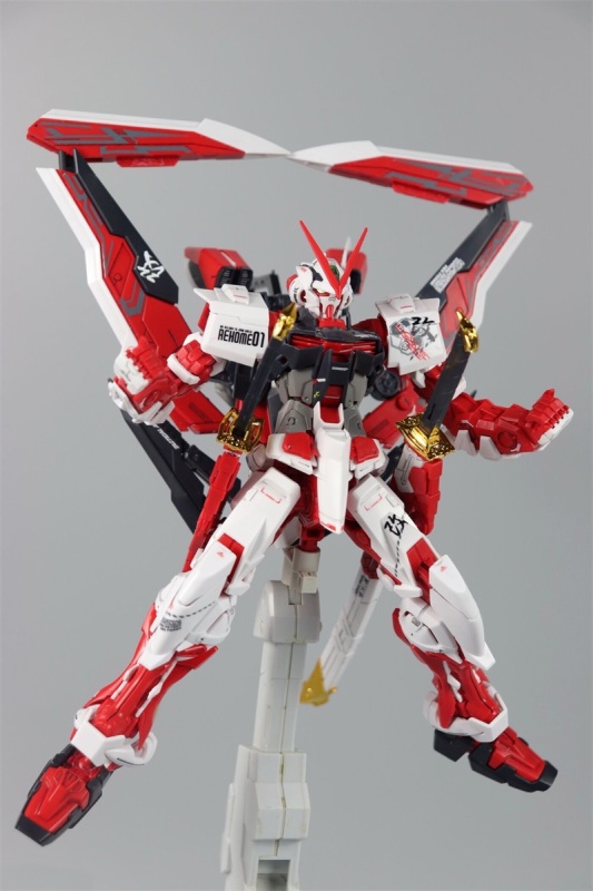 DABAN 6601 Gundam Astray Red Frame Kai 1/100 MG MBF-P02Kai Gundam